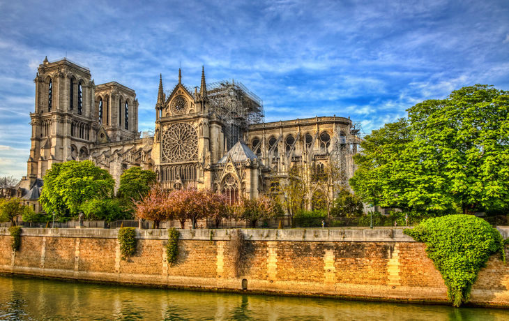Kathedrale Notre Dame de Paris nach dem Brand am 15. April 2019