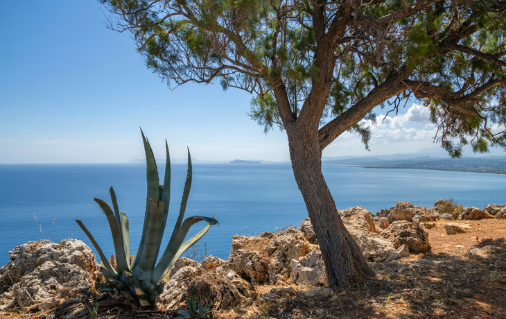 Blick auf die Küste von Kolymvari und das Ägäische Meer